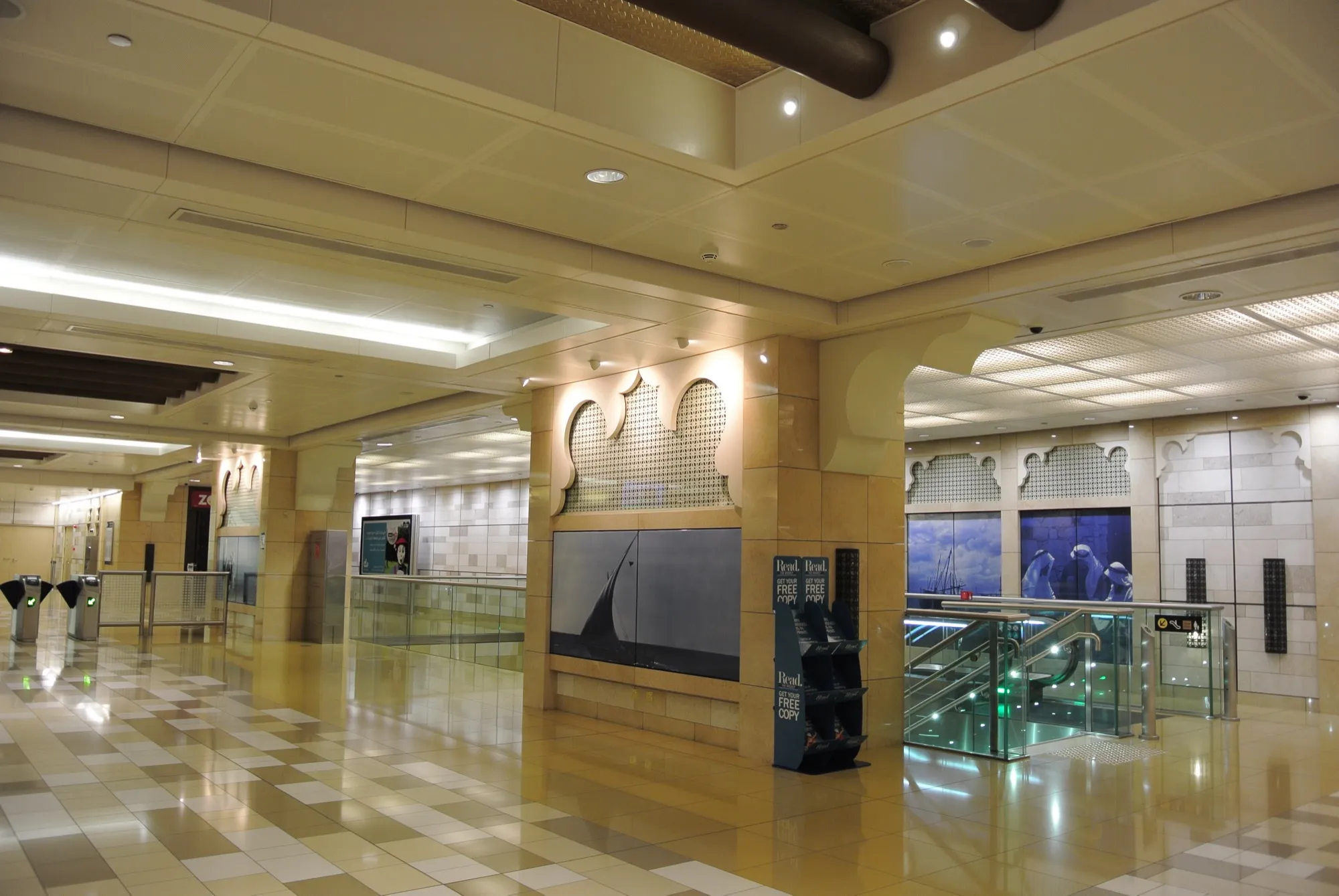 The ticket gates and concourse of Al Ras station on the Dubai Metro
